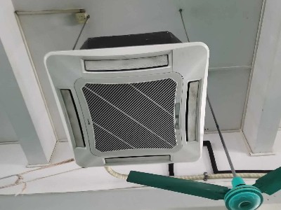 專業(yè)回收舊設(shè)備空調(diào)電器制冷機收購 商用風管機回收酒店商超用