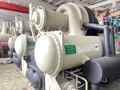 特靈離心式冷水機(jī)組