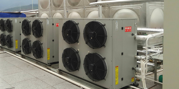 空氣能熱泵結(jié)霜冒白煙！不用慌，那是在除霜