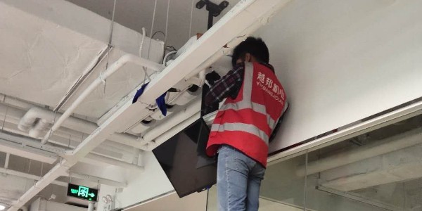 中央空調(diào)過渡季節(jié)應(yīng)該怎么進(jìn)行清洗保養(yǎng)工作？