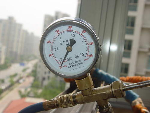 為什么中央空調(diào)要抽真空？