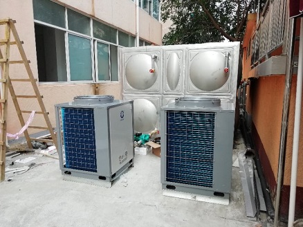 龍華機(jī)場空氣能熱水